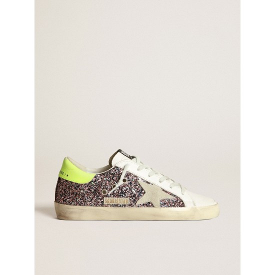Super-Star sneakers in gray and pink glitter with ice-gray suede star and fluorescent yellow leather heel tab Super-Star sneakers in gray and pink glitter with ice-gray suede star and fluorescent yellow leather heel tab