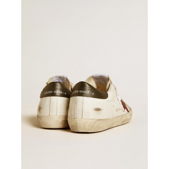 Men's Super-Star with earth-brown suede star and dark green leather heel tab Men's Super-Star with earth-brown suede star and dark green leather heel tab