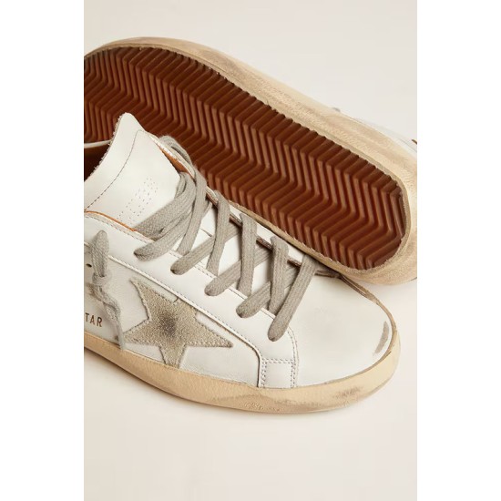 Men’s Super-Star sneakers with suede star and brown heel tab Men’s Super-Star sneakers with suede star and brown heel tab
