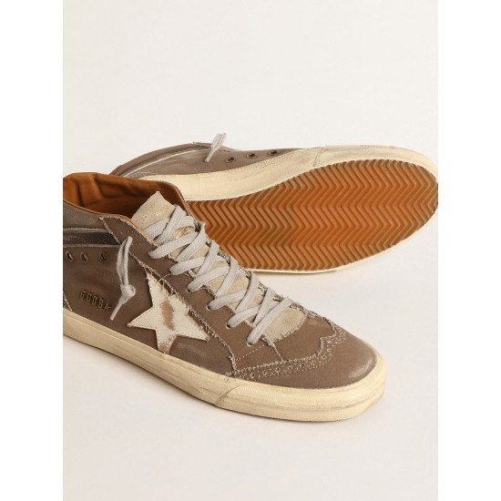 Mid Star in green canvas with leather star and black flash Mid Star in green canvas with leather star and black flash