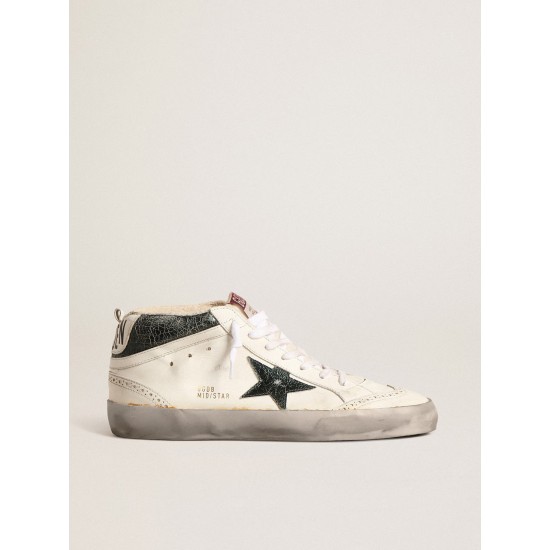 Mid Star with green metallic leather star and white flash Mid Star with green metallic leather star and white flash