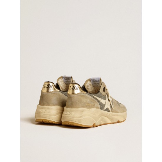 Running Sole in gray suede with white star and white heel tab Running Sole in gray suede with white star and white heel tab