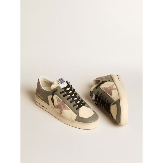 Men's Stardan LTD in gray leather with a pink leather star and heel tab Men's Stardan LTD in gray leather with a pink leather star and heel tab