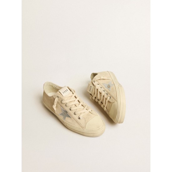 Men’s V-Star in pearl suede with silver metallic leather star Men’s V-Star in pearl suede with silver metallic leather star