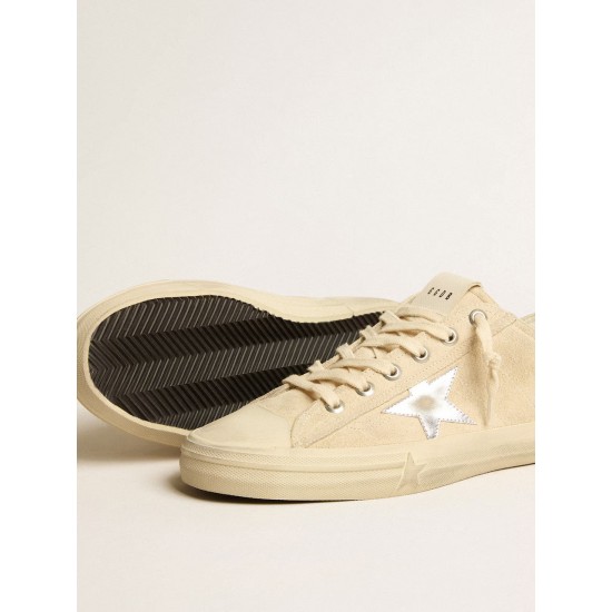 Men’s V-Star in pearl suede with silver metallic leather star Men’s V-Star in pearl suede with silver metallic leather star
