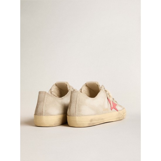 Men's V-Star in light gray canvas with a red leather star Men's V-Star in light gray canvas with a red leather star