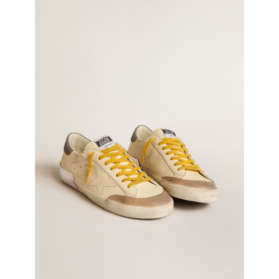 Super-Star in leather with perforated star and gray suede heel tab Super-Star in leather with perforated star and gray suede heel tab
