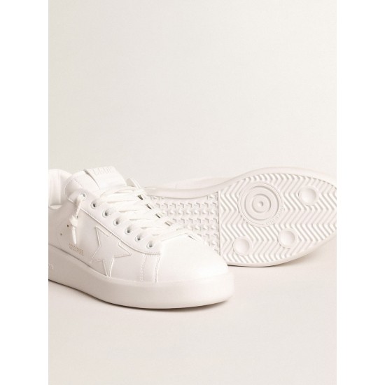Purestar with white bio-based star and mat green leather heel tab Purestar with white bio-based star and mat green leather heel tab