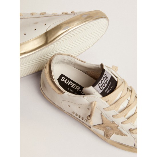 Women's Super-Star with gold sparkle foxing and metal stud lettering Women's Super-Star with gold sparkle foxing and metal stud lettering