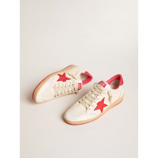 Women’s Ball Star Wishes in white leather with a red star and heel tab Women’s Ball Star Wishes in white leather with a red star and heel tab