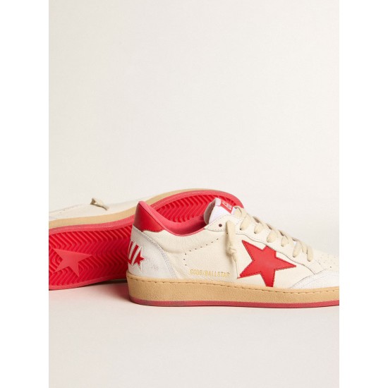 Women’s Ball Star Wishes in white leather with a red star and heel tab Women’s Ball Star Wishes in white leather with a red star and heel tab
