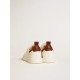 Women's Starter in white leather with burgundy nubuck heel tab Women's Starter in white leather with burgundy nubuck heel tab
