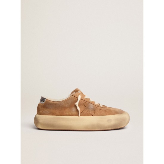 Women's Space-Star shoes in tobacco-colored suede with shearling lining Women's Space-Star shoes in tobacco-colored suede with shearling lining