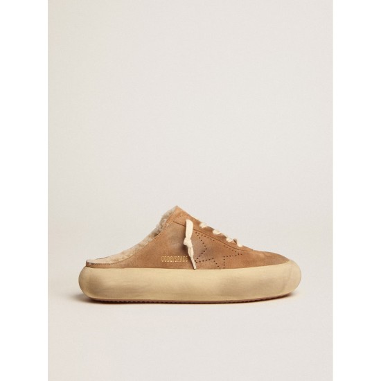 Women's Space-Star Sabot shoes in tobacco-colored suede with shearling lining Women's Space-Star Sabot shoes in tobacco-colored suede with shearling lining