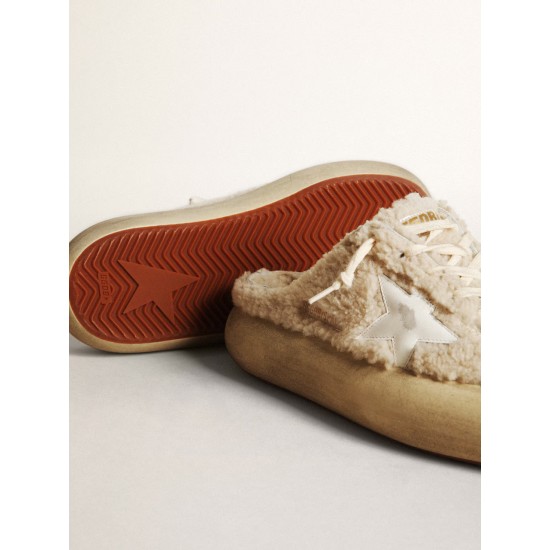 Women’s Space-Star Sabots in beige shearling with white leather star Women’s Space-Star Sabots in beige shearling with white leather star
