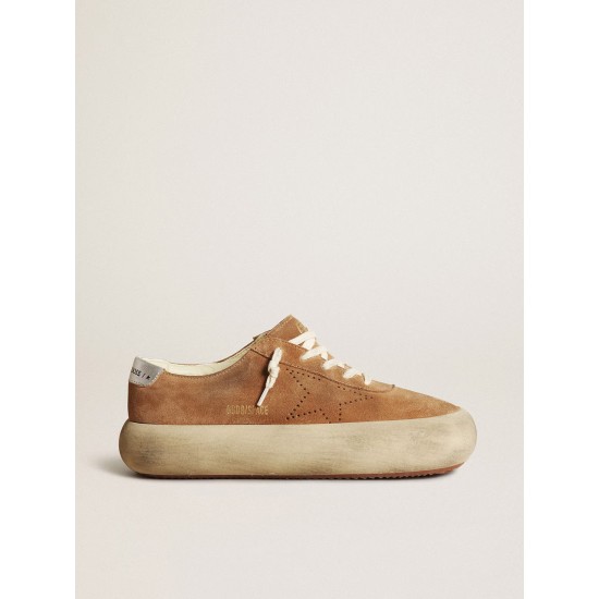 Women's Space-Star in tobacco-colored suede with perforated star Women's Space-Star in tobacco-colored suede with perforated star