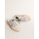 Ball Star Sabots in white nappa with an old-rose leather star Ball Star Sabots in white nappa with an old-rose leather star