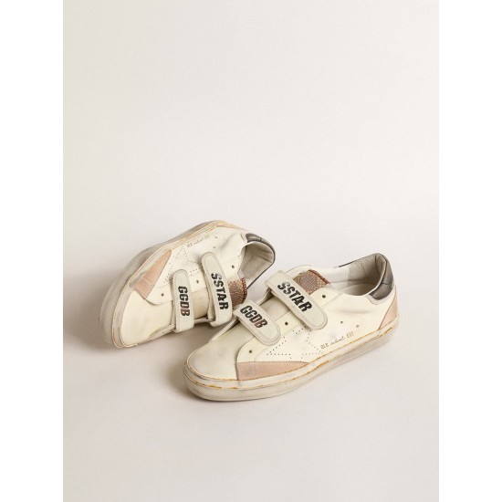 Old School LTD with perforated star and black leather heel tab Old School LTD with perforated star and black leather heel tab
