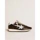 Women’s Marathon with black nylon upper and white star Women’s Marathon with black nylon upper and white star